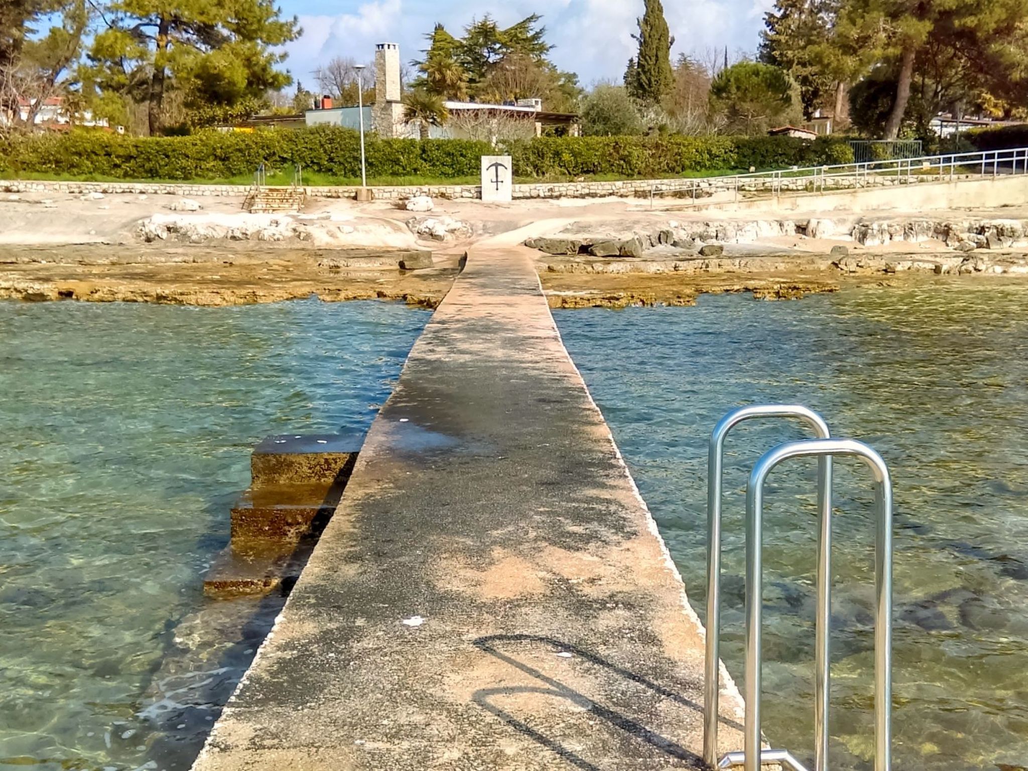 Lorena B4-Image-tags.info