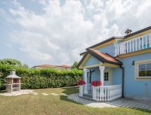 Vrijstaande villa met privézwembad nabij Umag, geschikt voor 10 personen - thumbnail 5