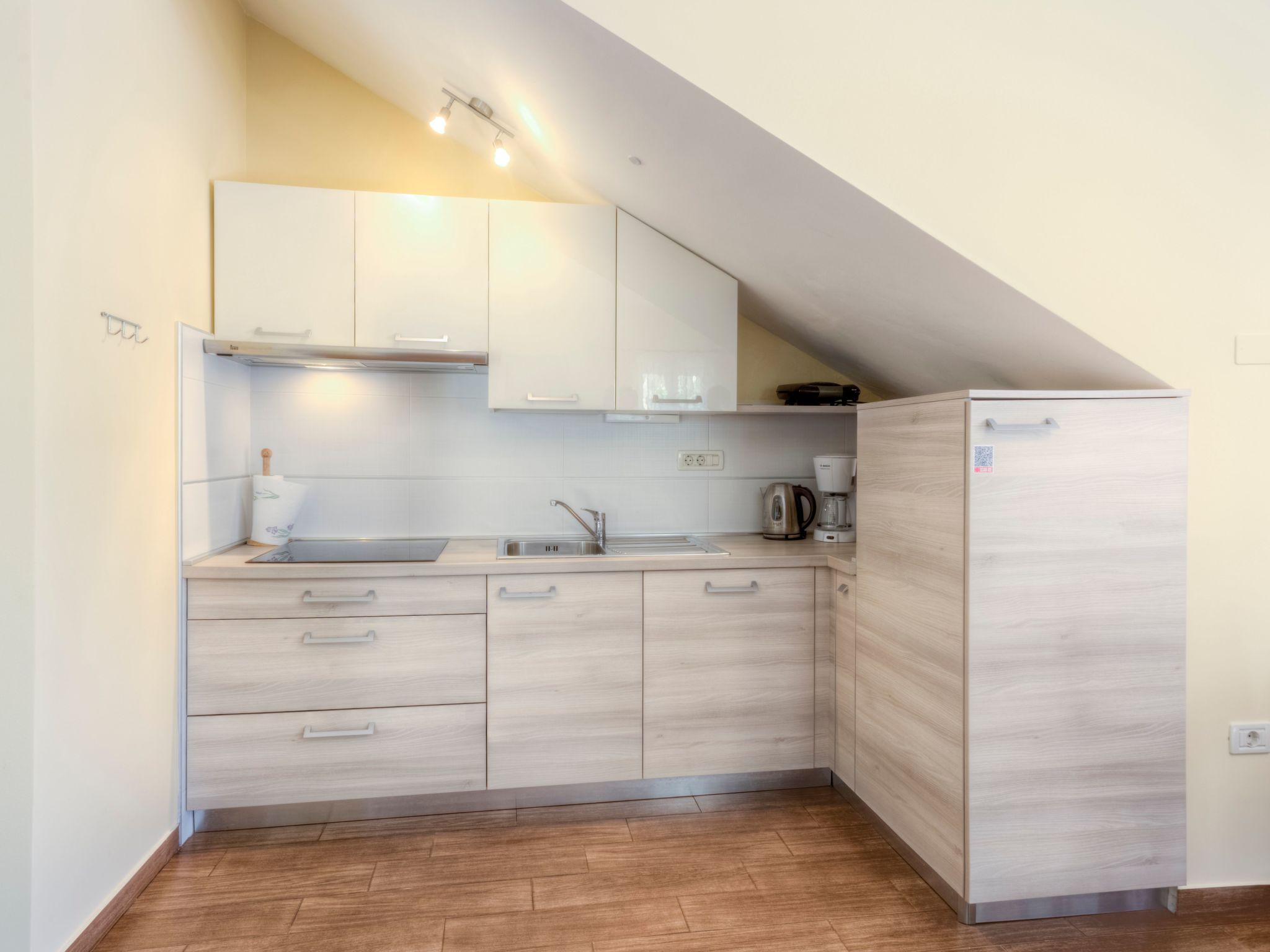 Moderne Ferienwohnung mit Balkon direkt am Strand-Image-tags.info