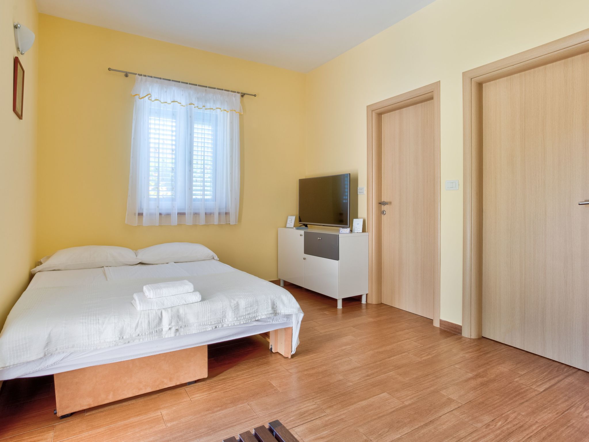 Moderne Ferienwohnung mit Terrasse nah am Strand-Image-tags.info