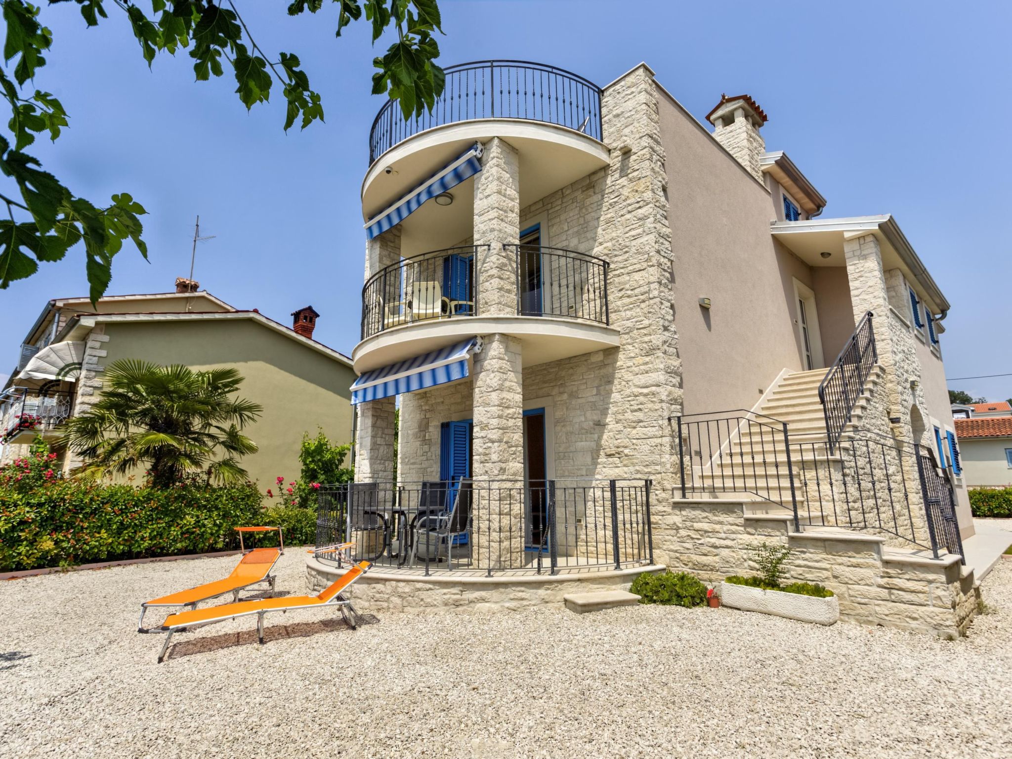 Moderne Ferienwohnung mit Terrasse nah am Strand-Image-tags.info