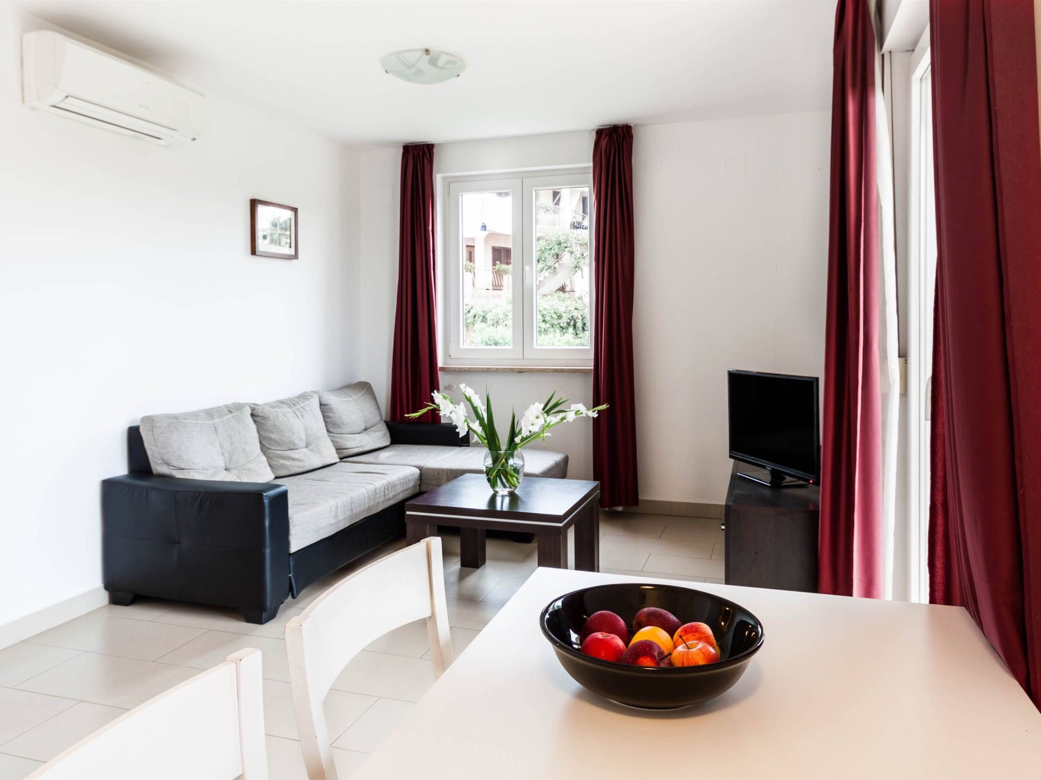 Wohnung mit Terrasse - Image 3