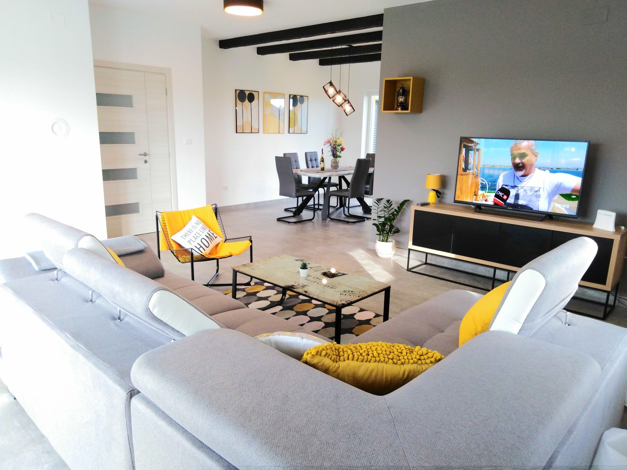 Mit Terrasse, Grill und Garten-Binnen