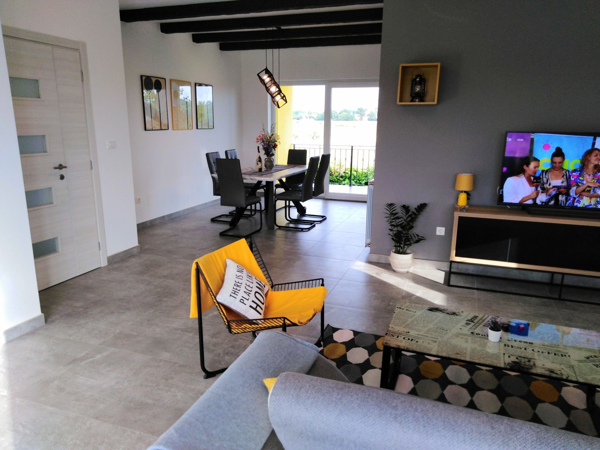 Mit Terrasse, Grill und Garten-Binnen