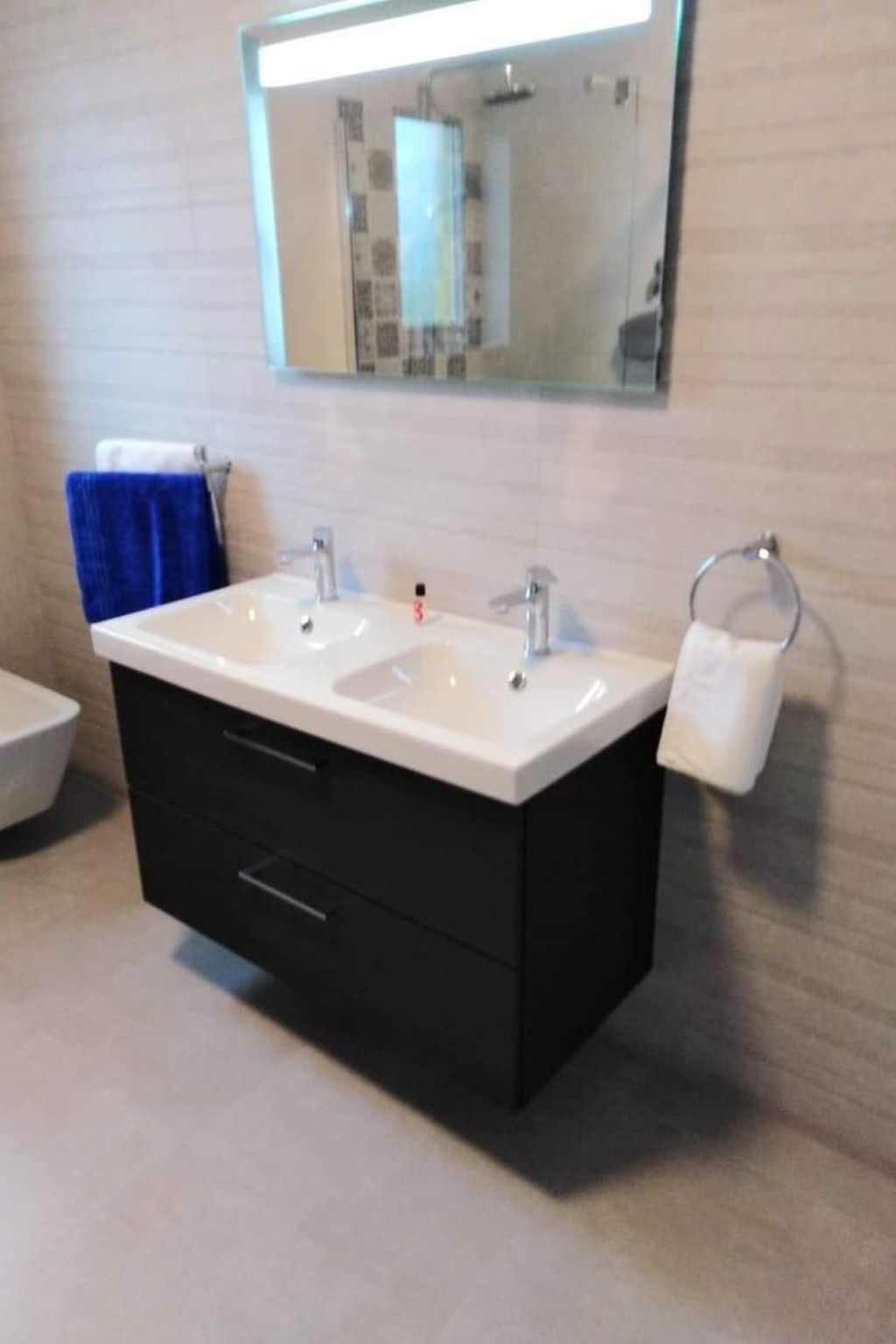 Mit Terrasse, Grill und Garten-Binnen