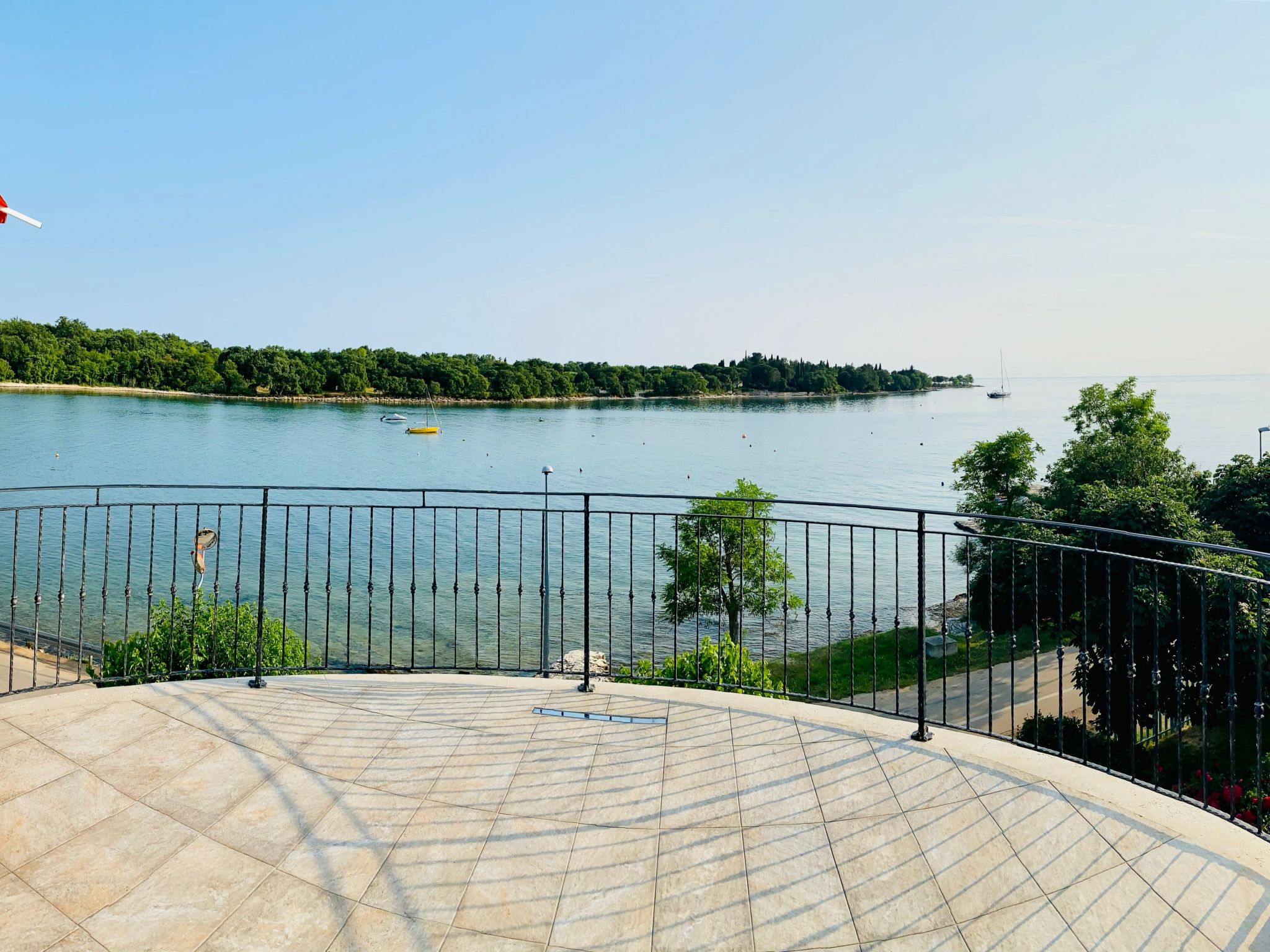 Moderne Ferienwohnung mit schöner Dachterrasse