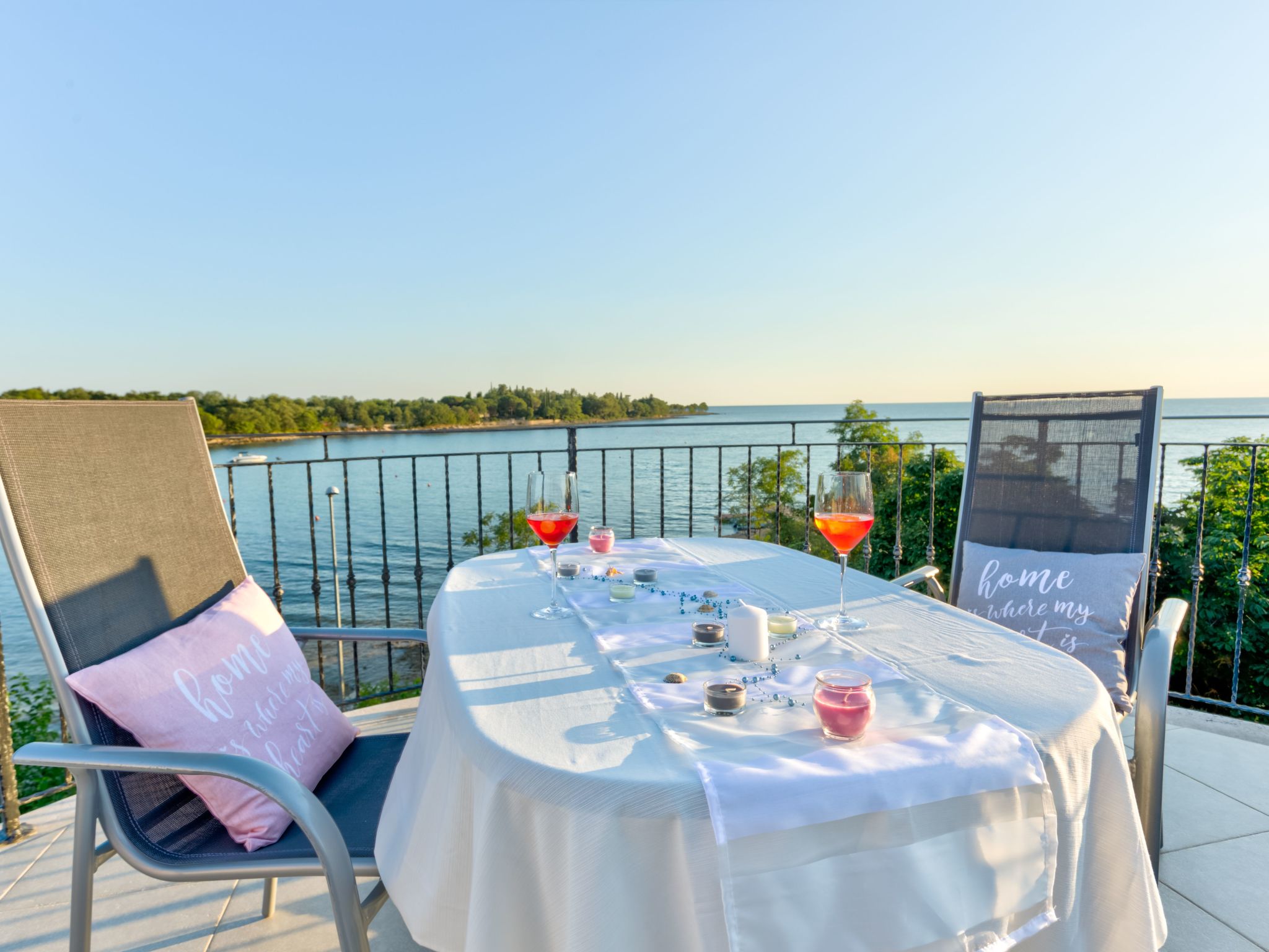 Moderne Ferienwohnung mit schöner Dachterrasse-Image-tags.info