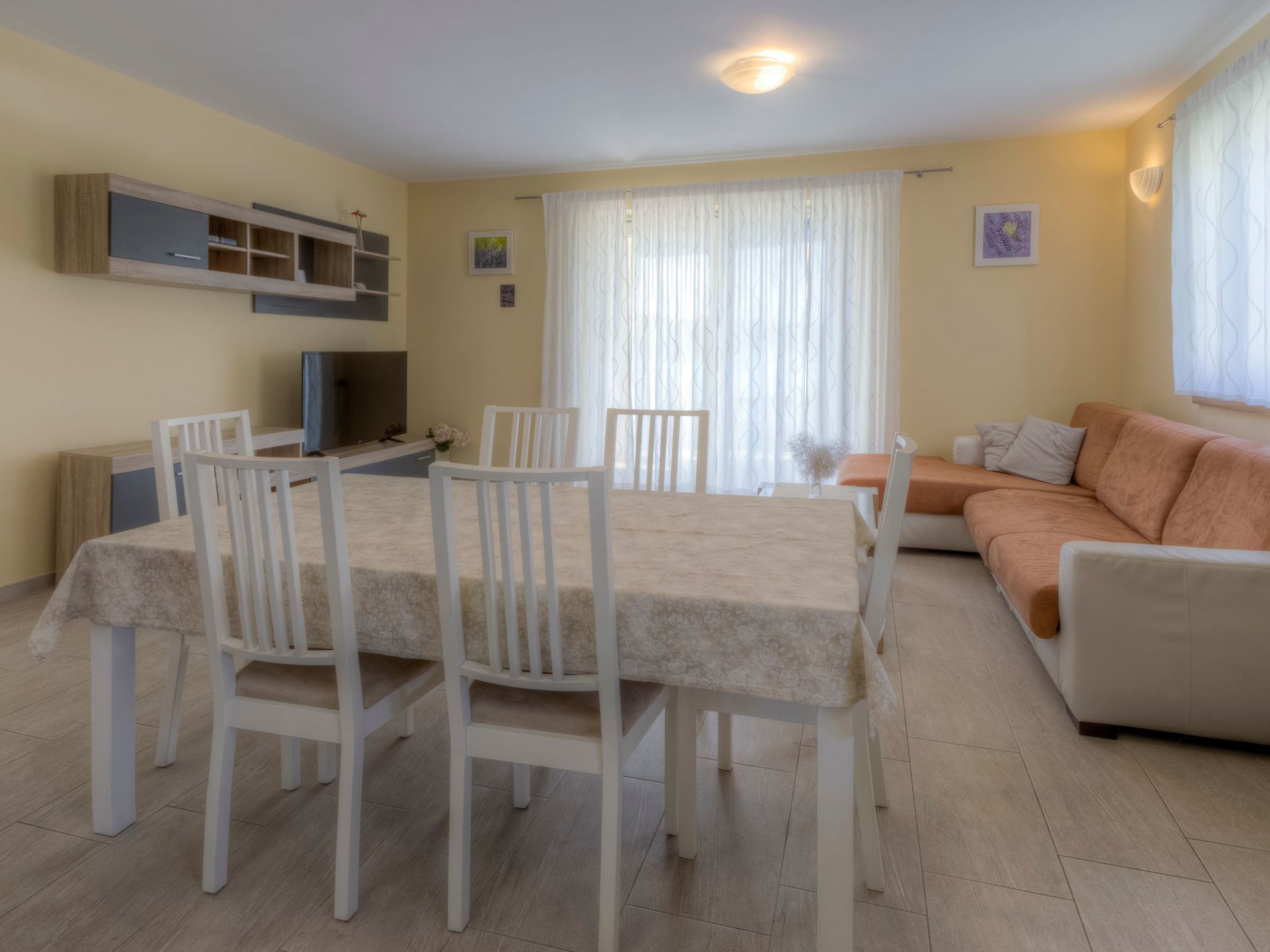 Moderne Ferienwohnung mit schöner Dachterrasse-Image-tags.info