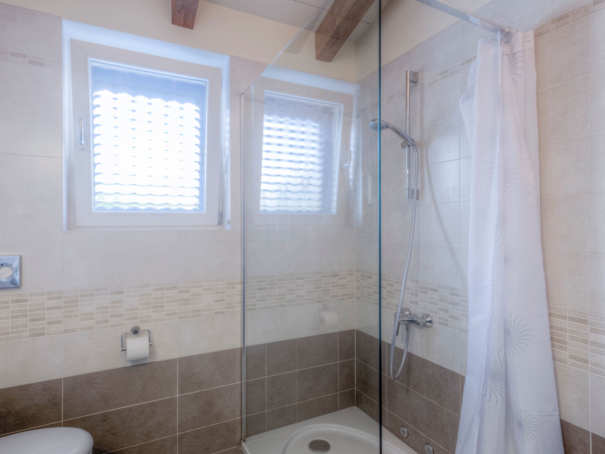 Moderne Ferienwohnung mit schöner Dachterrasse-Image-tags.info