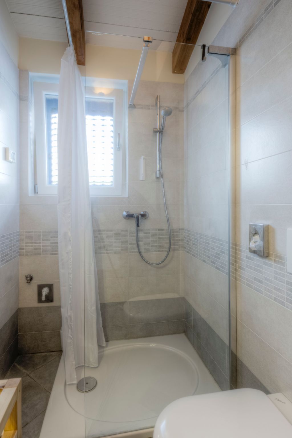 Moderne Ferienwohnung mit schöner Dachterrasse-Image-tags.info