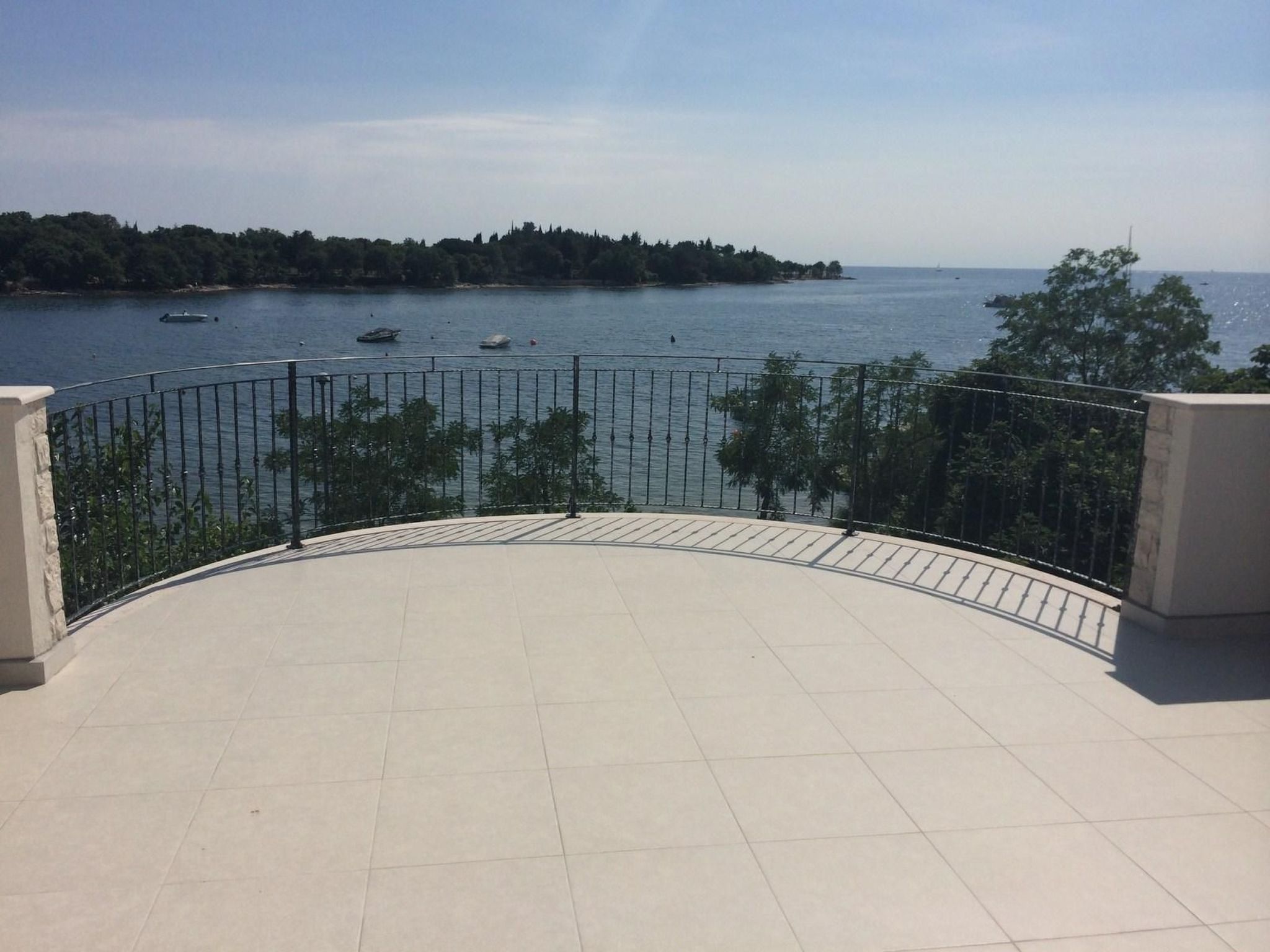 Moderne Ferienwohnung mit schöner Dachterrasse-Image-tags.info