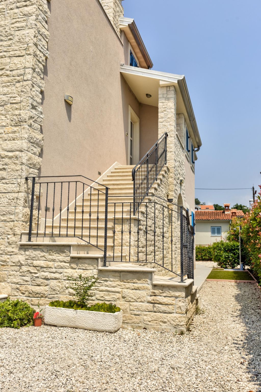 Moderne Ferienwohnung mit schöner Dachterrasse-Image-tags.info