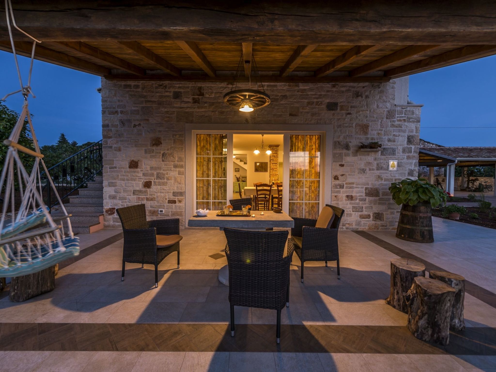 VILLA CON WELLNESS A 1 KM DAL MARE-Inside