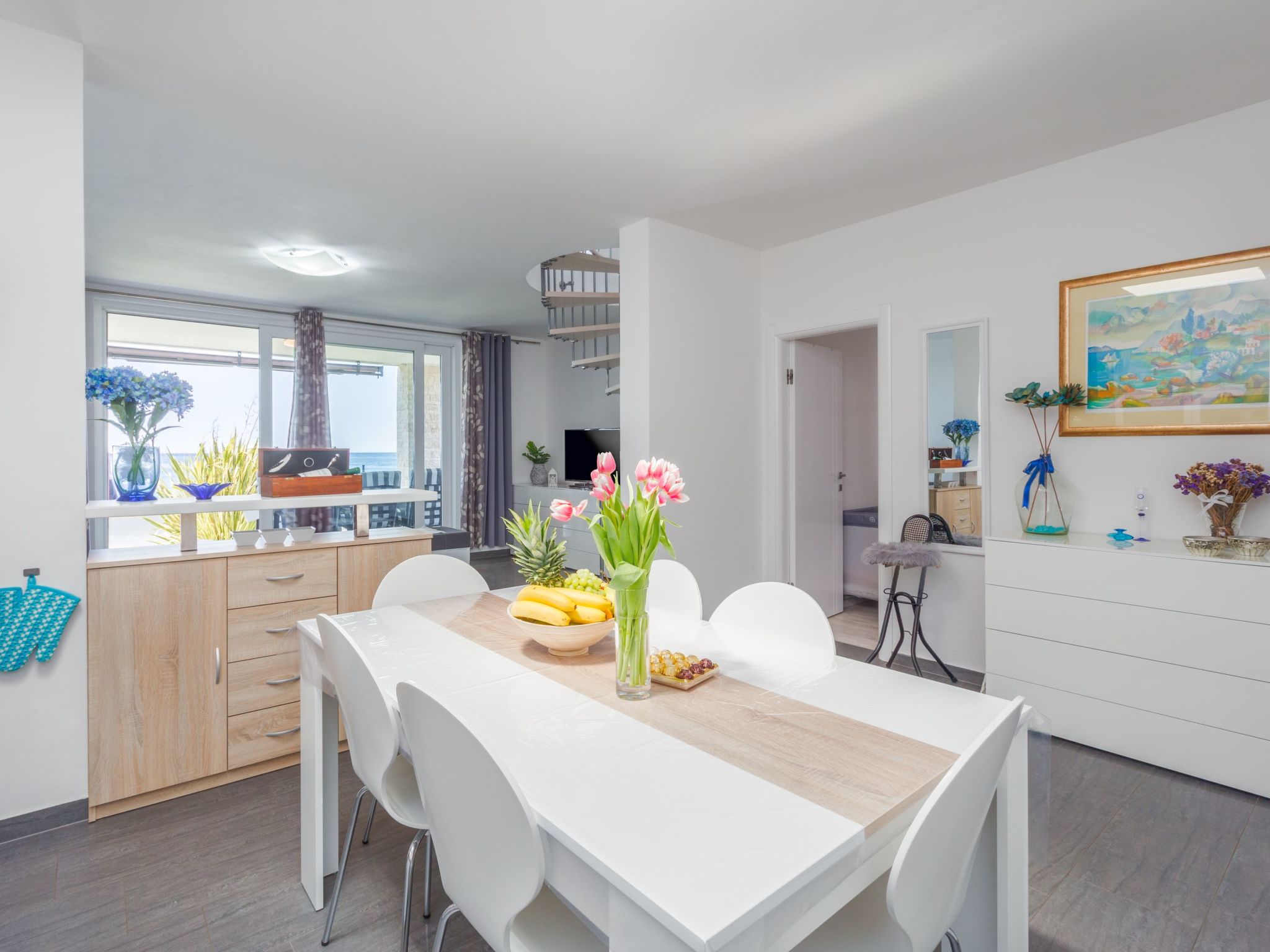 Villa direkt am Meer und Strand mit herrlichem Blick-Image-tags.info