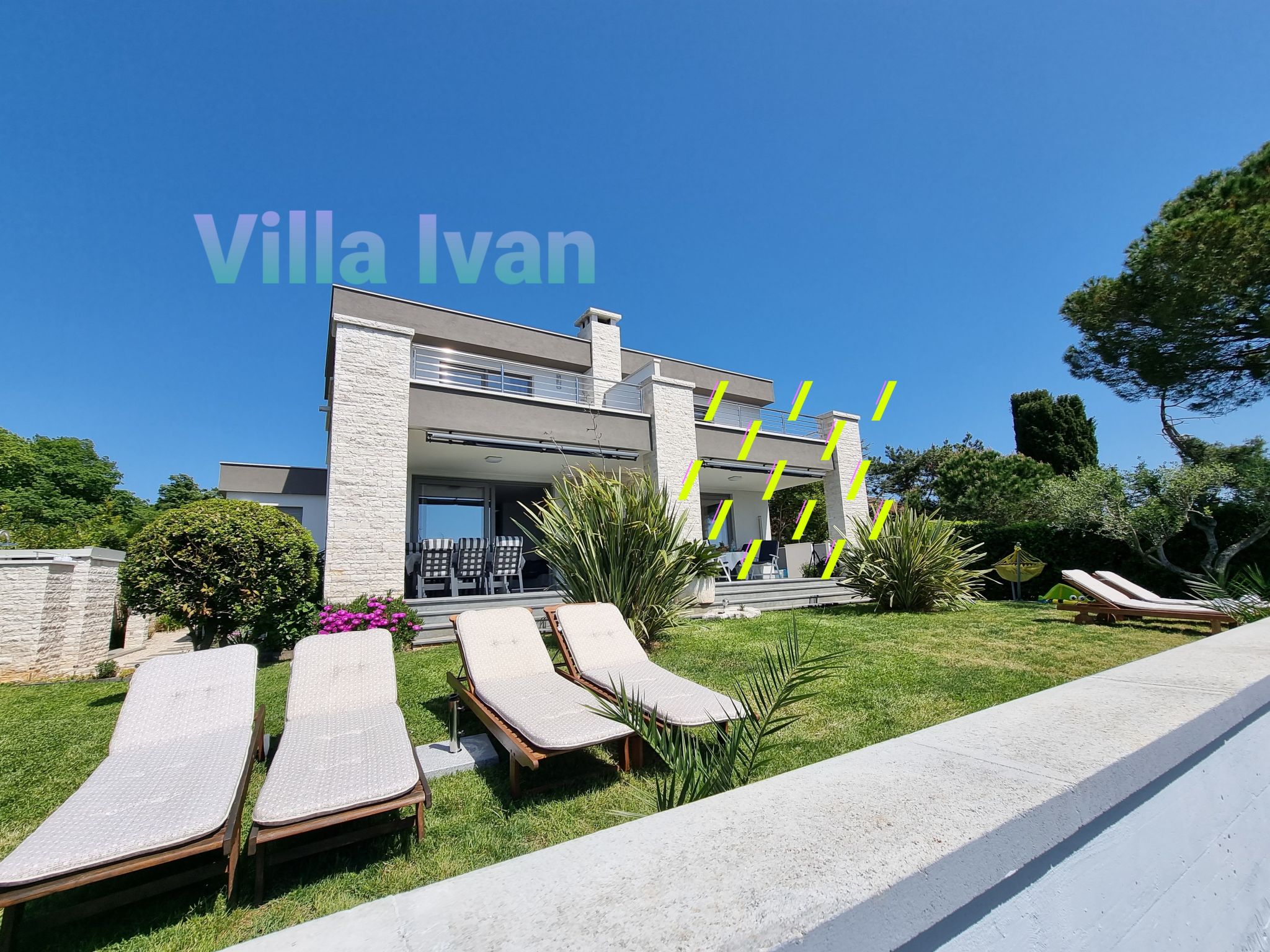 Villa direkt am Meer und Strand mit herrlichem Blick — Terrace (5 of 24)