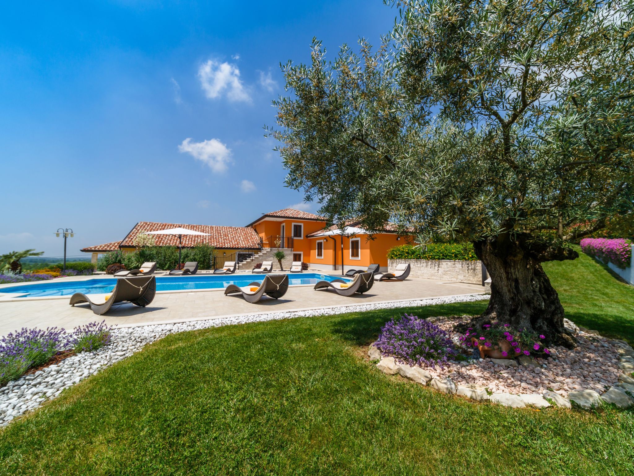 GioEin privater Bereich für 16 Personen, Pool und Sport-Buiten