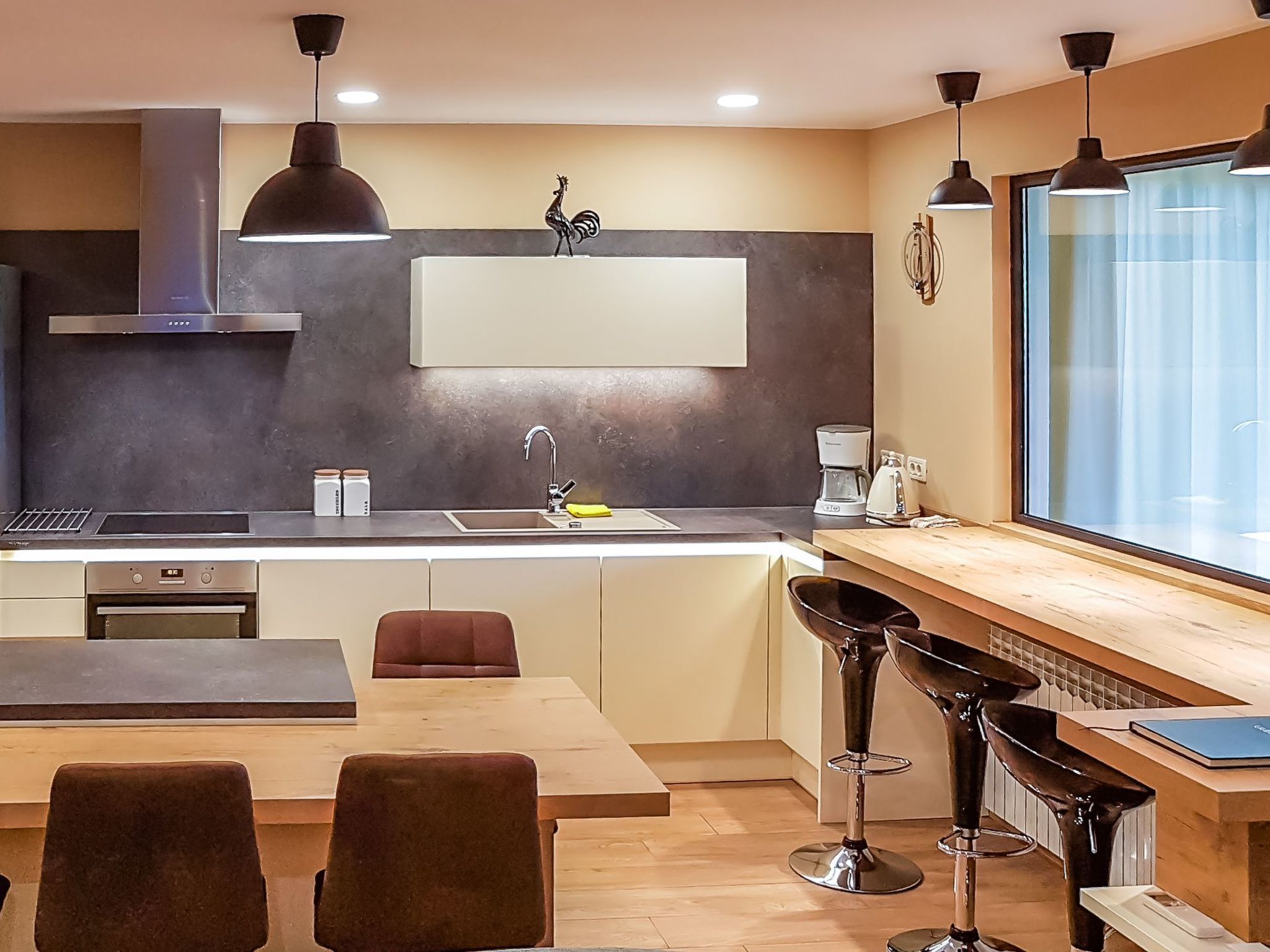 GioEin privater Bereich für 16 Personen, Pool und Sport-Binnen