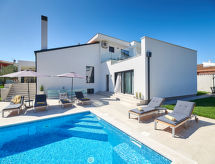 Villa Dolcea: Luxe vrijstaande villa met privézwembad nabij Umag - thumbnail 3