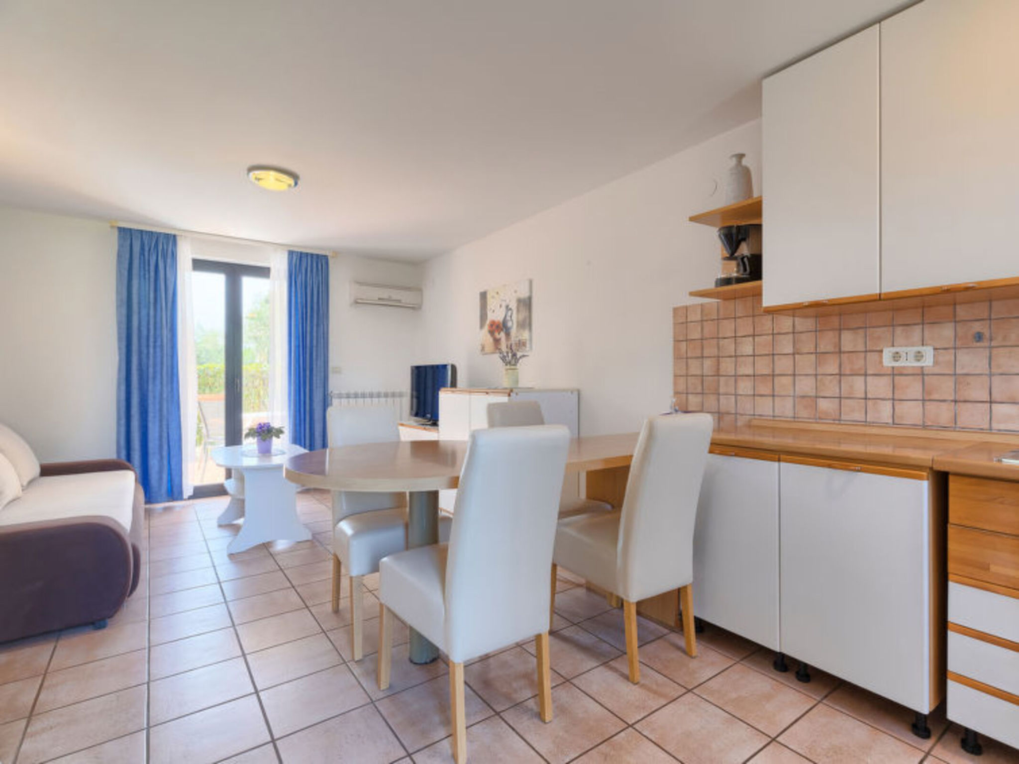 Pied-A-Terre