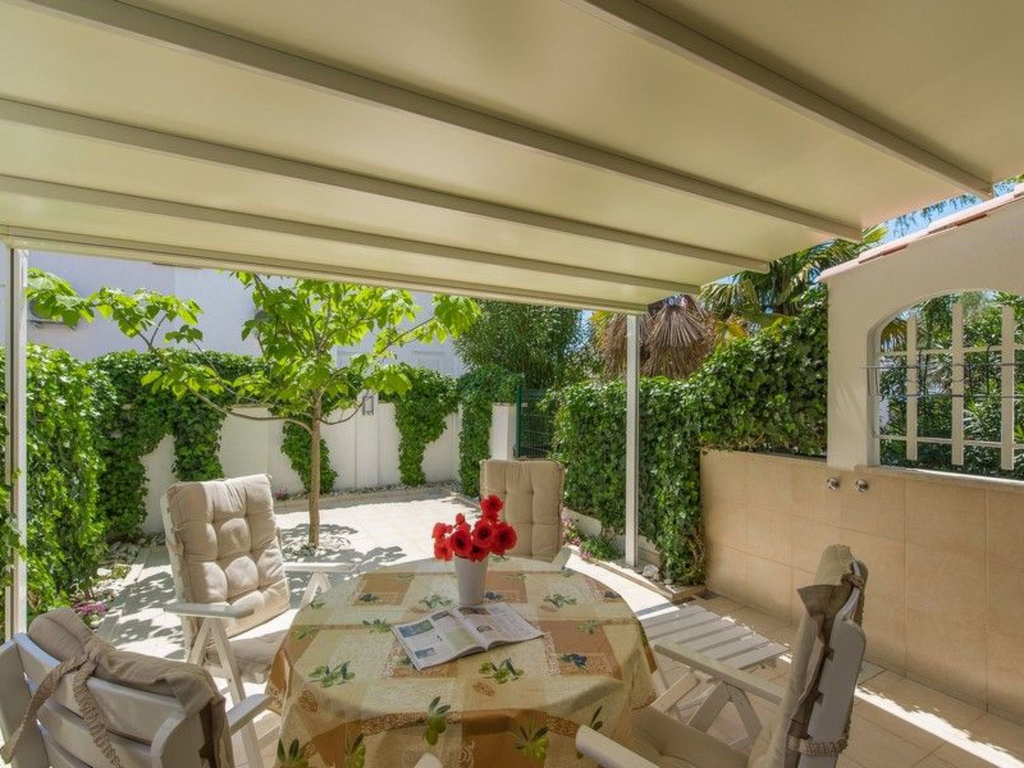 Mit Blick auf das Wasser-Binnen