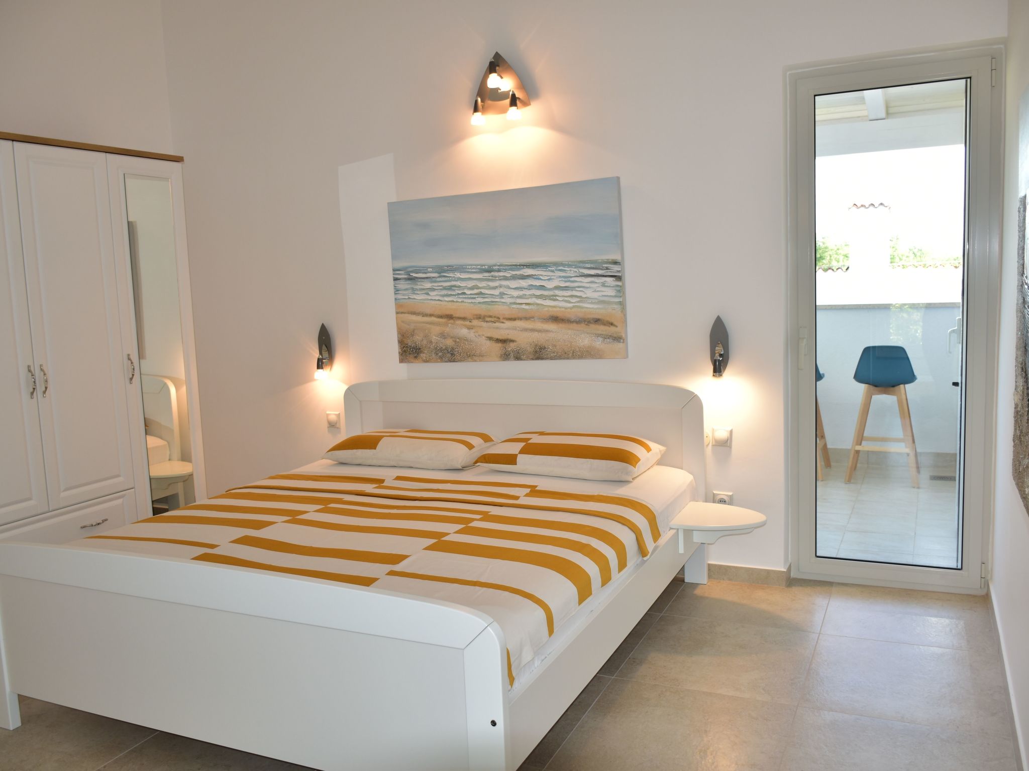 Mit Blick auf das Wasser-Binnen