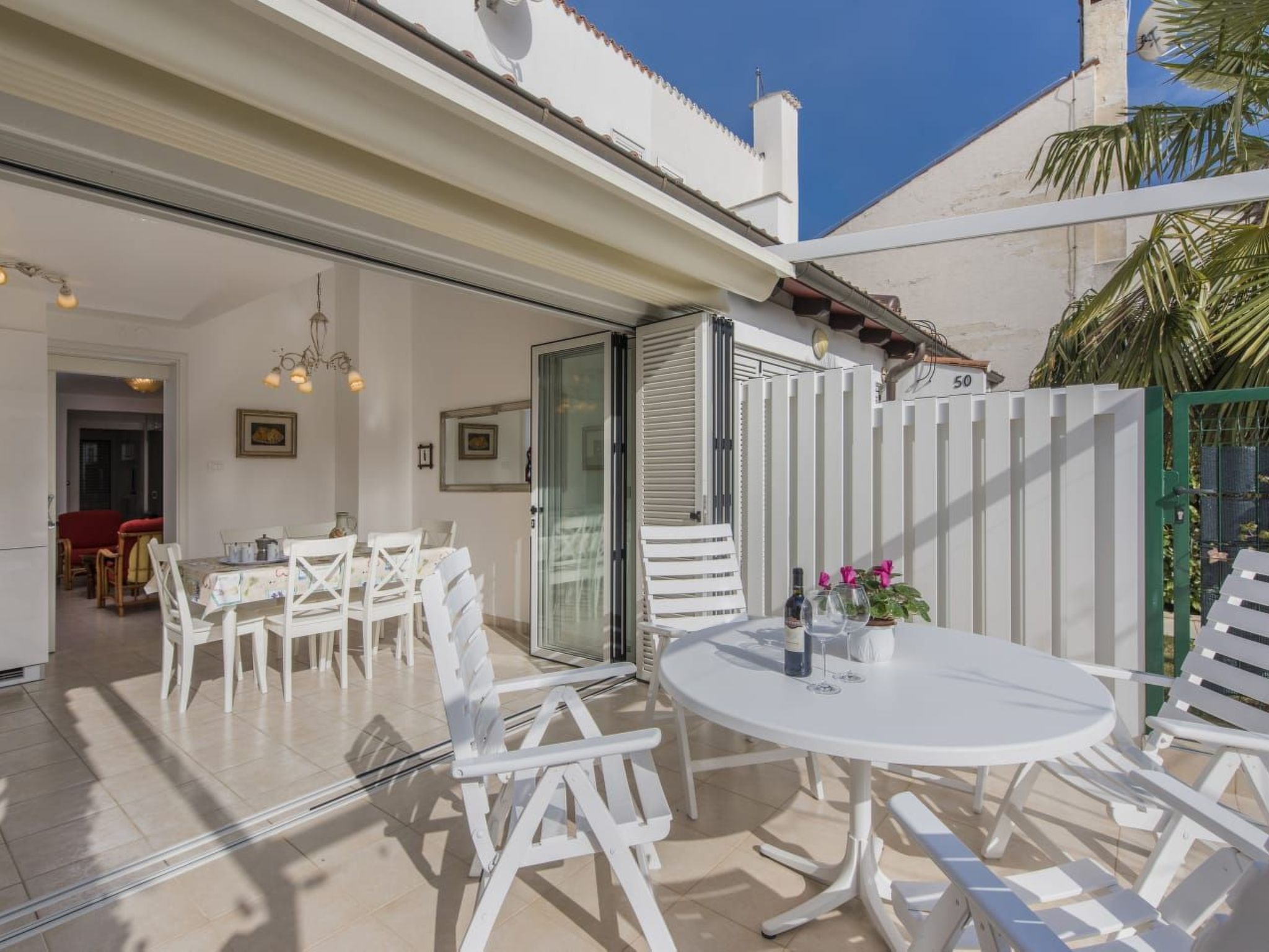 Mit Blick auf das Wasser-Binnen