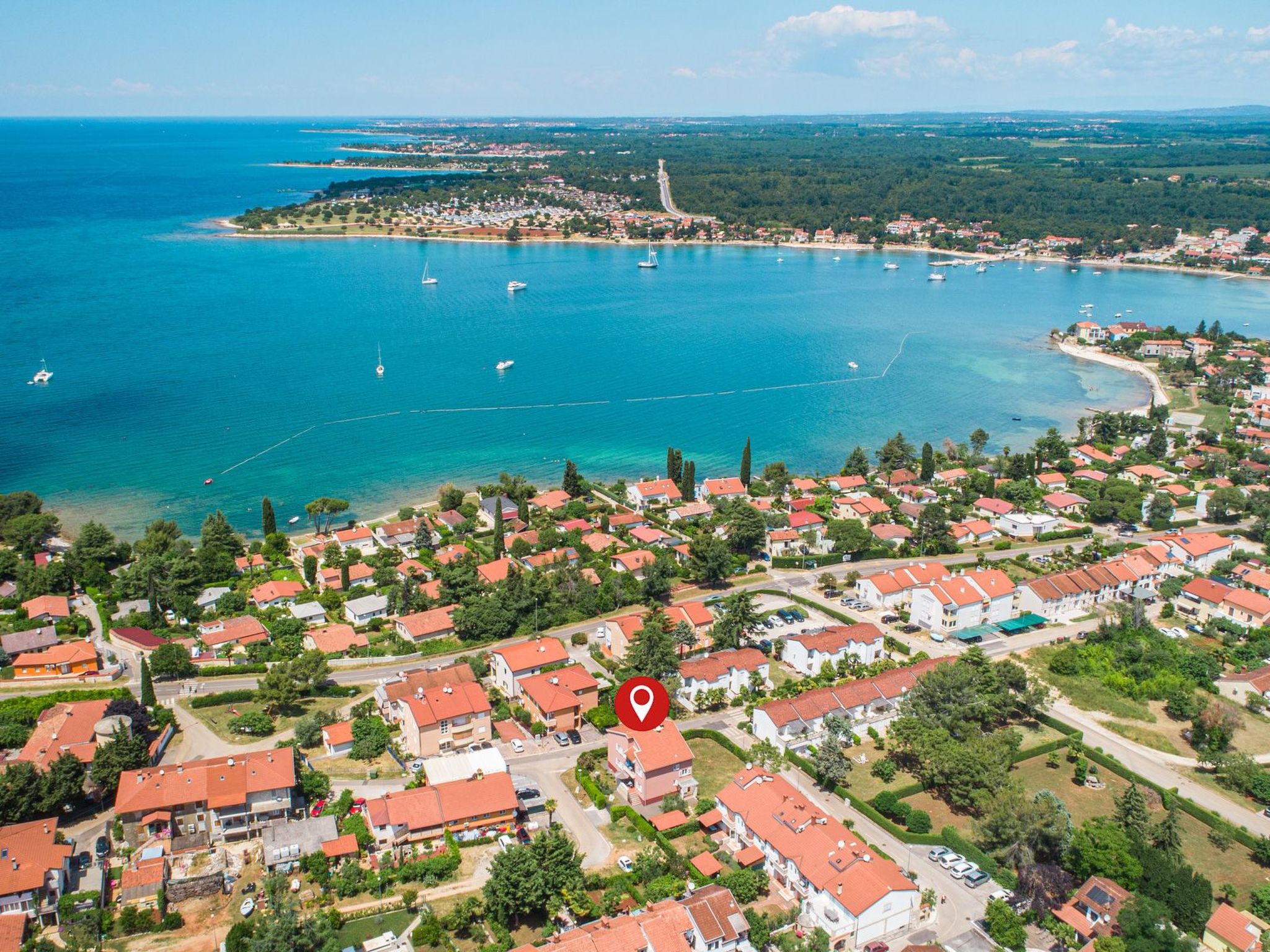 Strandnahe Ferienwohnung mit großem Garten-Binnen