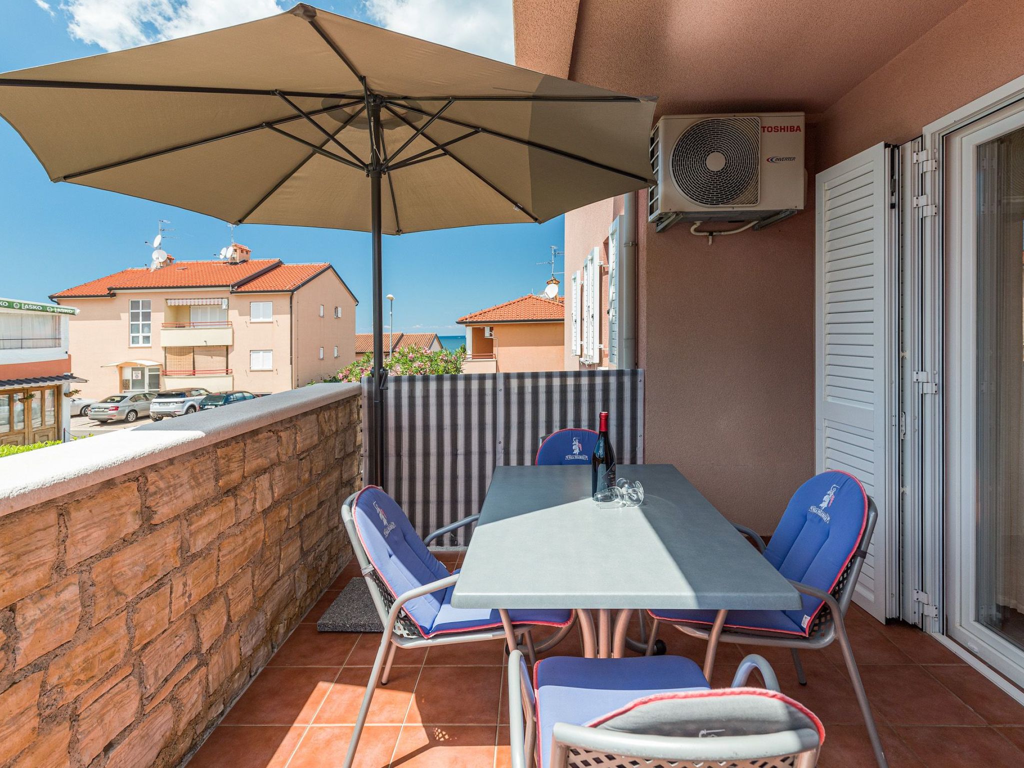 Villa Pinta mit großem Garten-Dedans