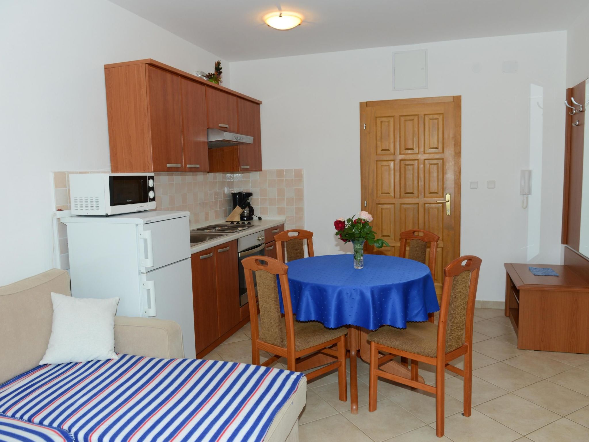 "Villa Pinta" mit Blick auf das Wasser-Dedans