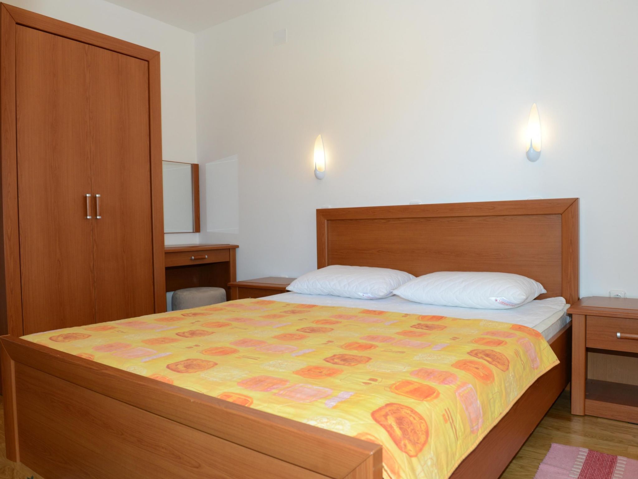 "Villa Pinta" mit Blick auf das Wasser-Dedans