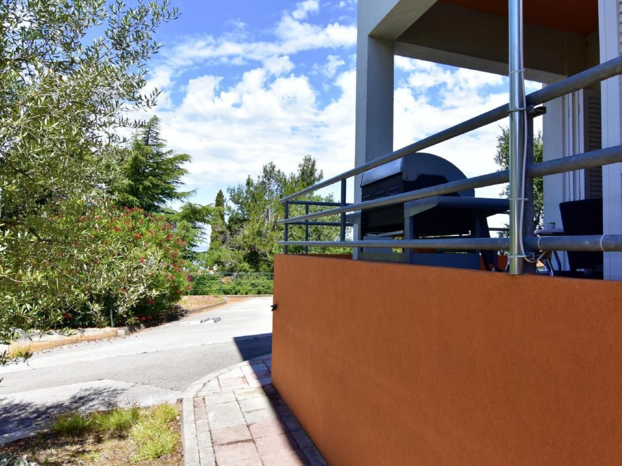 RAUL DAJLA-Image-tags.info