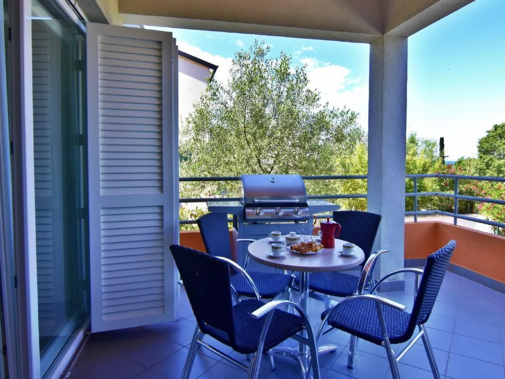 RAUL DAJLA-Image-tags.info