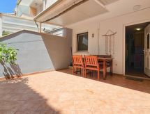 Wohnung "Domili" mit eigener Terrasse