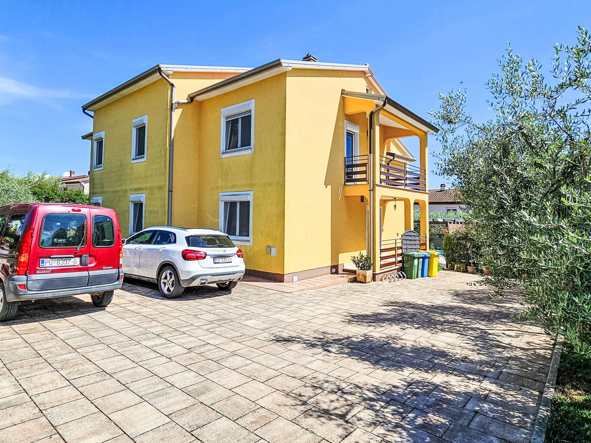 Villa "Chiara" mit privatem Pool - Outside