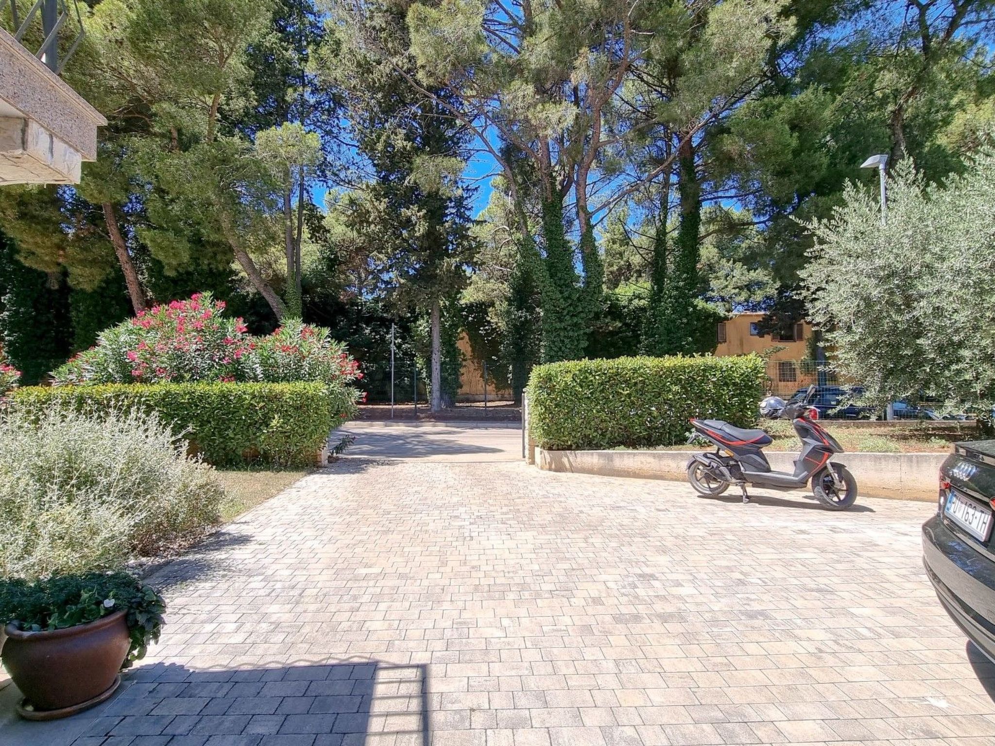 Für 4 Personen ca. 80 m&sup2; in Novigrad, Adriaküste Kroatien (Westküste von I-Buiten