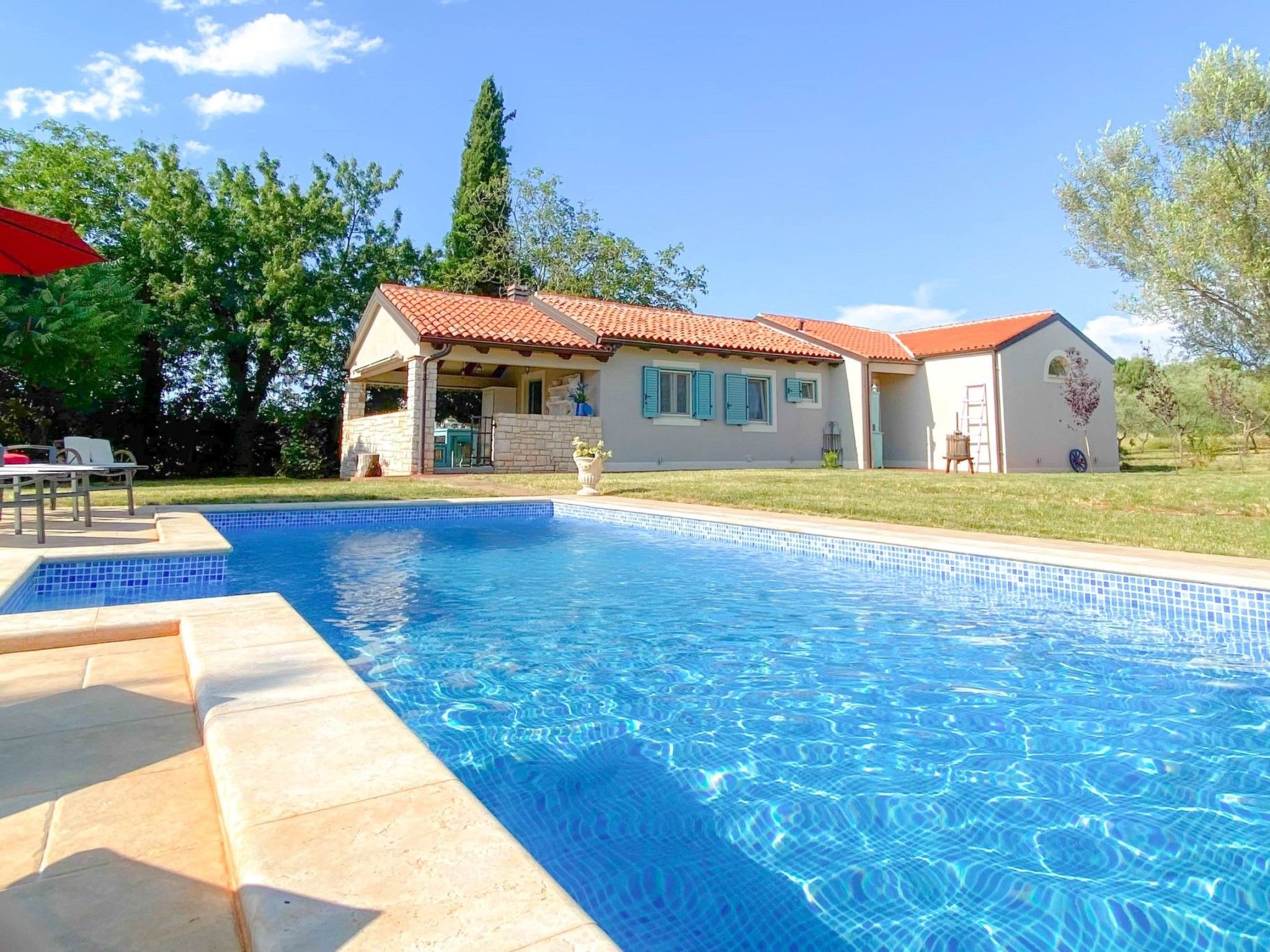 Villa Romana mit Pool