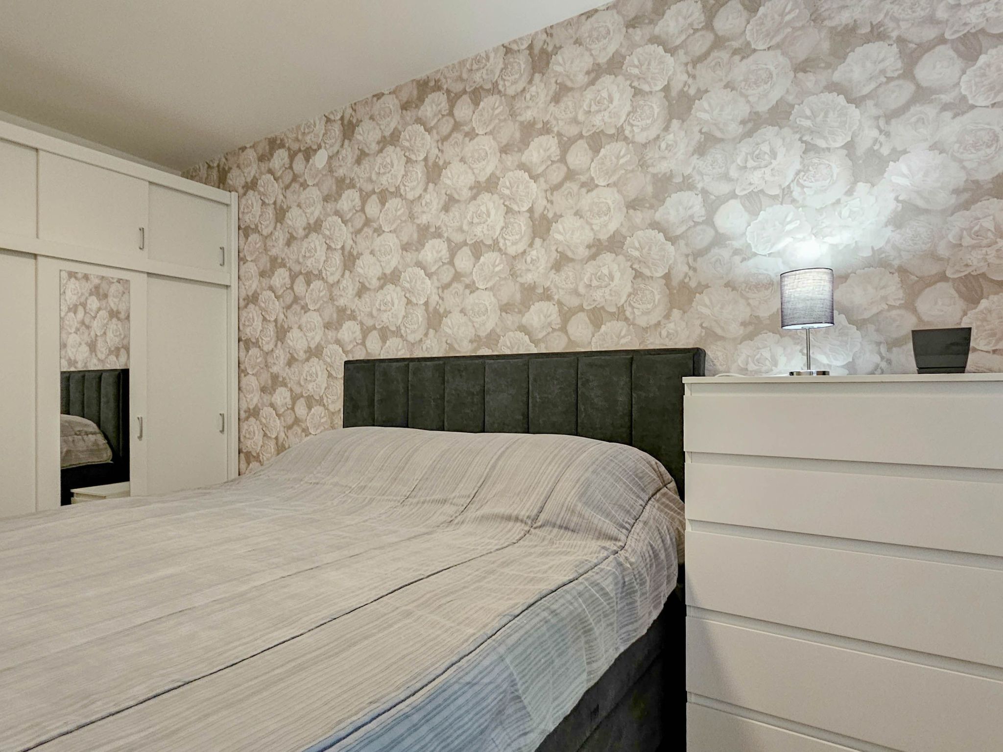 Für 4 Personen ca. 45 m&sup2; in Novigrad, Adriaküste Kroatien (Westküste von I-Inside