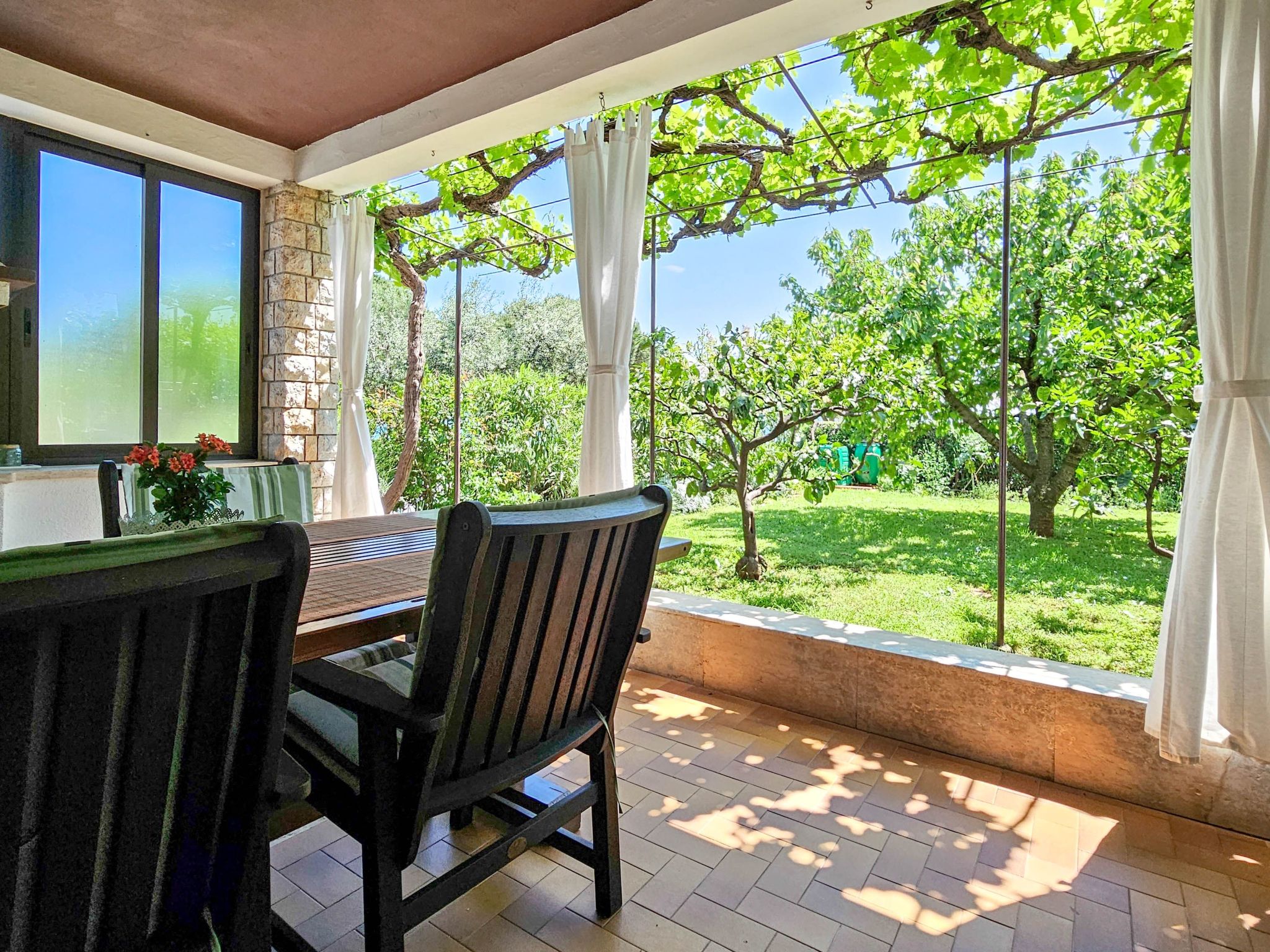 Für 4 Personen ca. 45 m&sup2; in Novigrad, Adriaküste Kroatien (Westküste von I-Inside