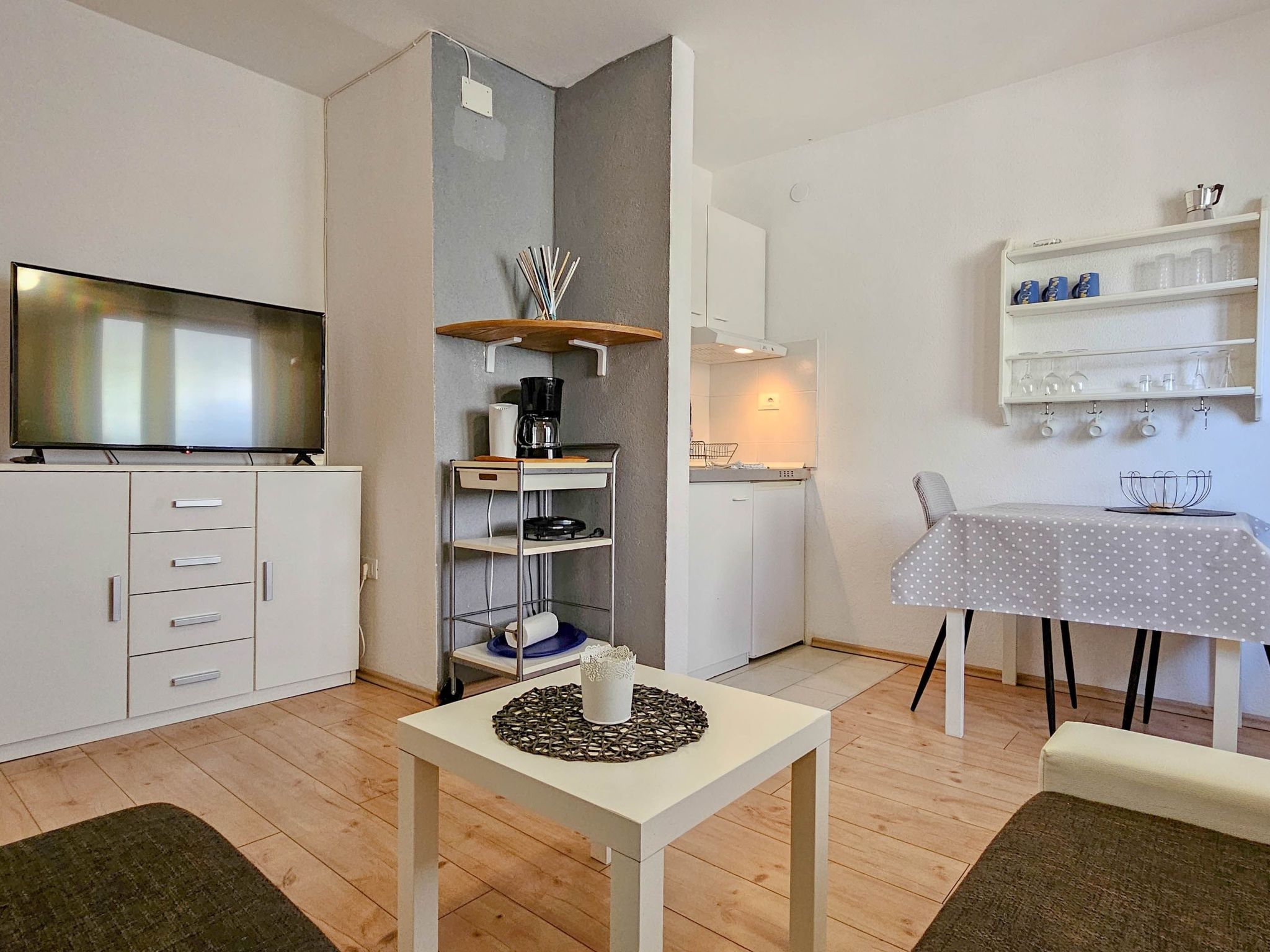 Für 3 Personen ca. 30 m&sup2; in Novigrad, Adriaküste Kroatien (Westküste von I-Binnen