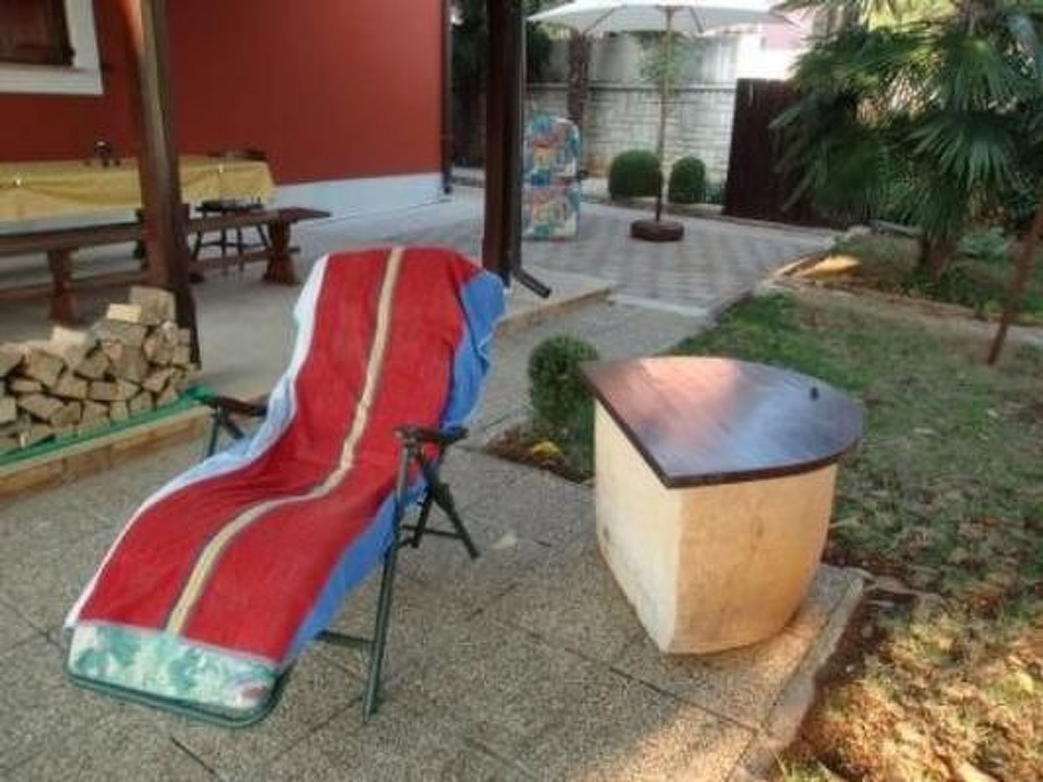 Große Ferienwohnung in Novigrad mit Schönem Garten - Image-tags.info