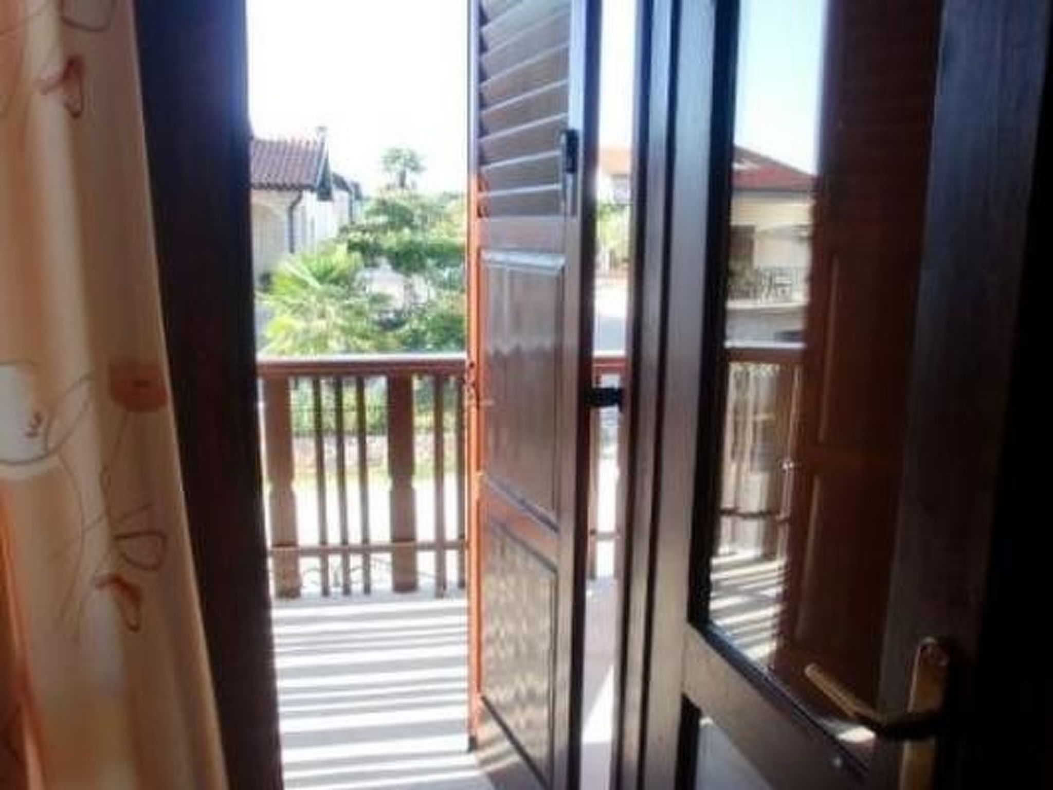 Große Ferienwohnung in Novigrad mit Schönem Garten - Image-tags.info