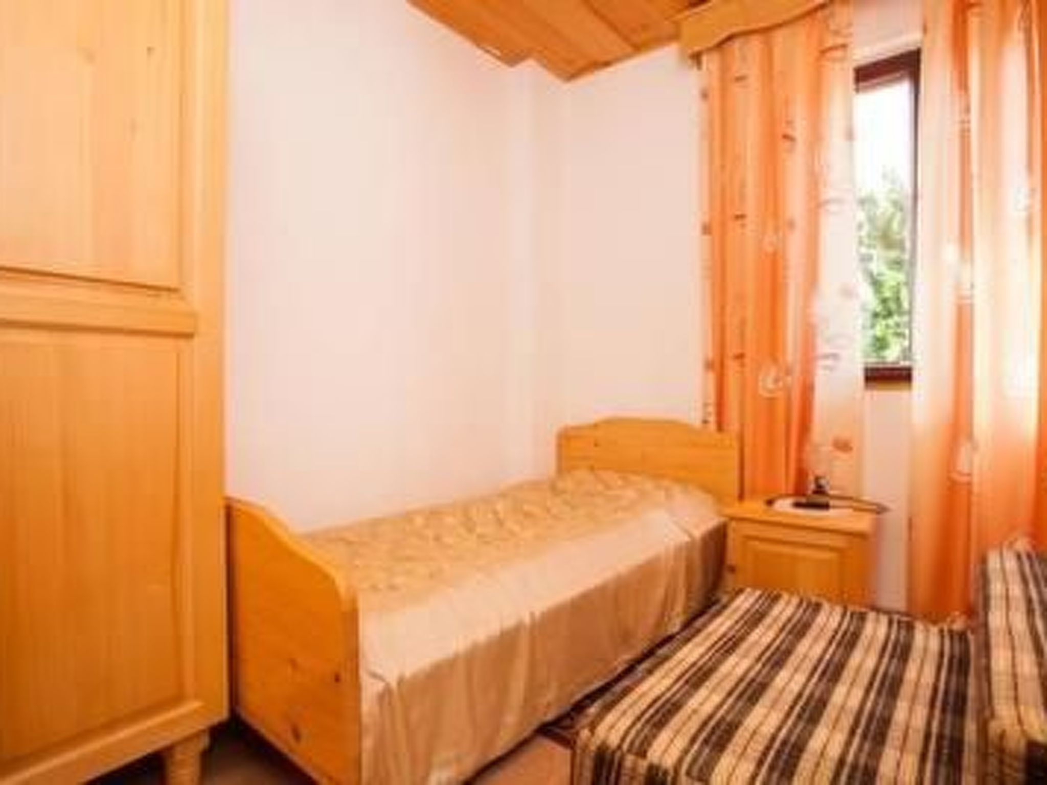 Große Ferienwohnung in Novigrad mit Schönem Garten