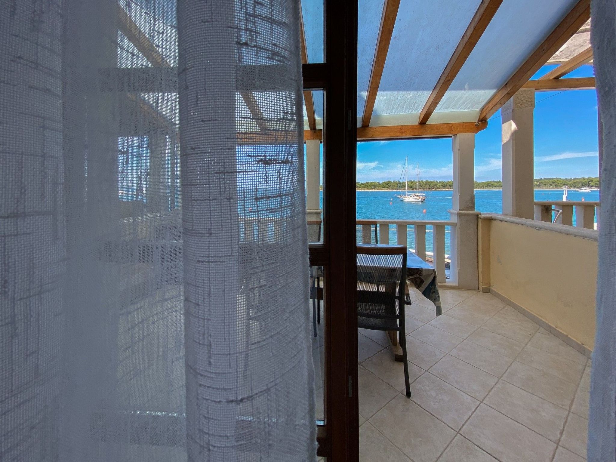 Für 4 Personen ca. 30 m&sup2; in Novigrad, Adriaküste Kroatien (Westküste von I - Image-tags.info