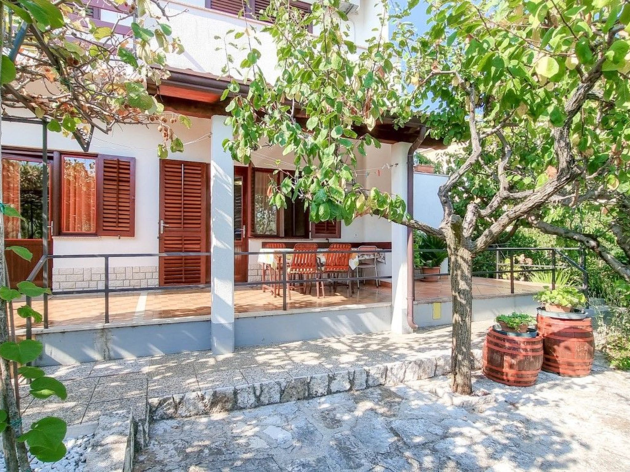 Für 5 Personen ca. 70 m&sup2; in Novigrad, Adriaküste Kroatien (Westküste von I - Outside