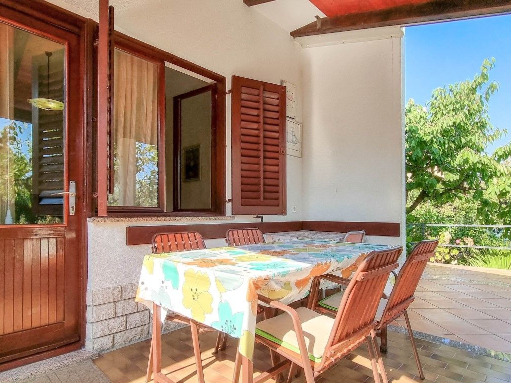 Für 5 Personen ca. 70 m&sup2; in Novigrad, Adriaküste Kroatien (Westküste von I - Outside