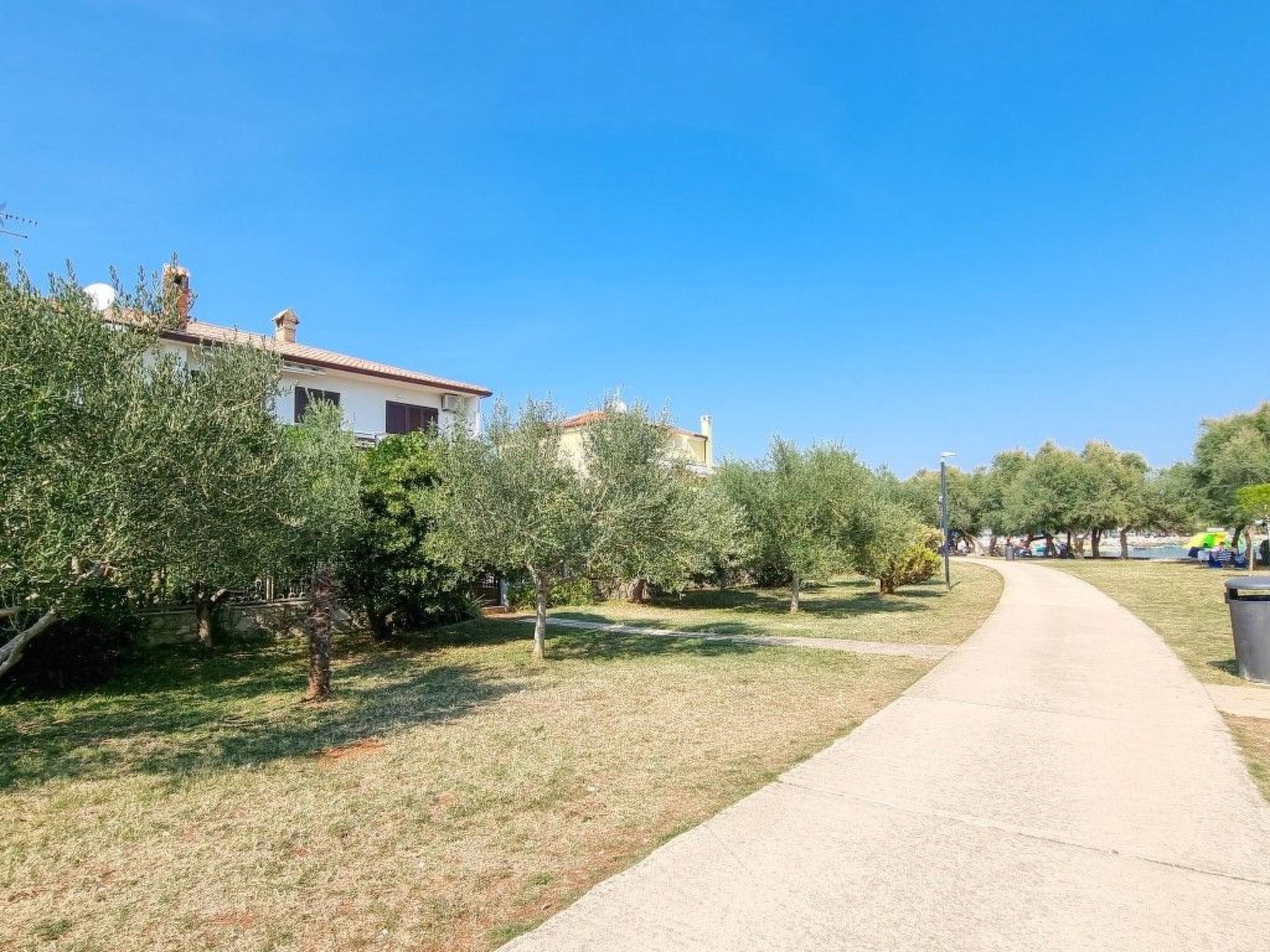 Für 5 Personen ca. 70 m&sup2; in Novigrad, Adriaküste Kroatien (Westküste von I - Outside