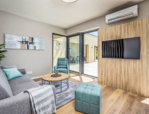 Villa Stella: Moderne luxe met verwarmd zwembad nabij Novigrad - thumbnail 3