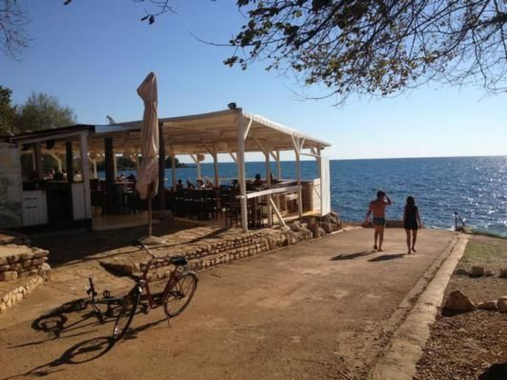 In Karigador mit Terrasse, Whirlpool und Garten-Dehors