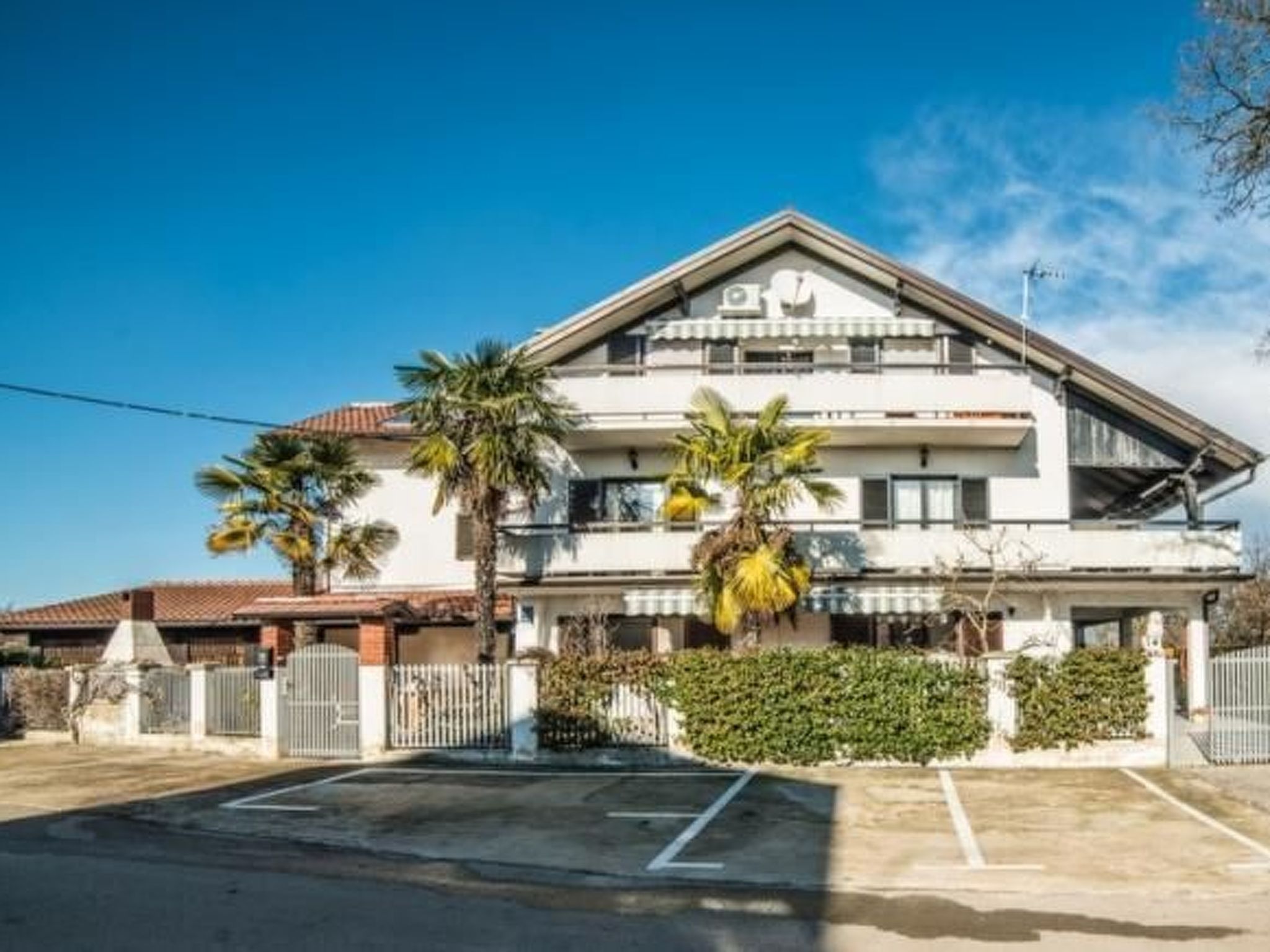 Paolija4' Wohnung mit Gemeinschaftspool-Image-tags.info