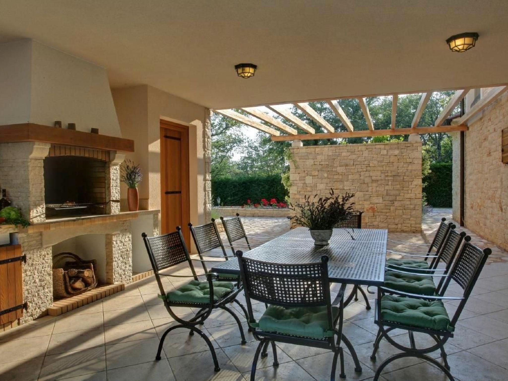 Ferienvilla "Nina" mit Blick auf das Wasser-Outside